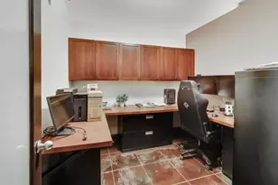 1636 N Bosworth Ave, Chicago, IL 60642 - Photo 16