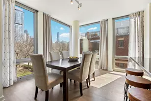 437 W Division St, Chicago, IL 60610 - Photo 12