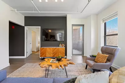 437 W Division Street #310, Chicago, IL 60610 - Photo 6