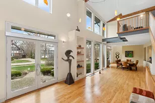 282 Linden Park Pl, Highland Park, IL 60035 - Photo 6