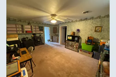 1230 E Calumet Street, Centralia, IL 62801 - Photo 8