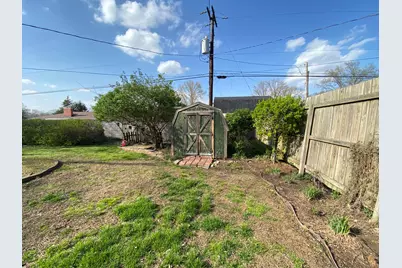 1230 E Calumet Street, Centralia, IL 62801 - Photo 18