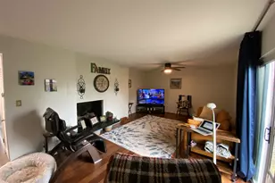 1230 E Calumet St, Centralia, IL 62801 - Photo 4