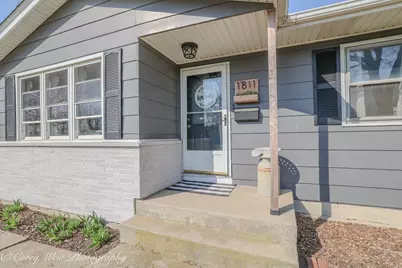 1811 S 7th Street, Dekalb, IL 60115 - Photo 4