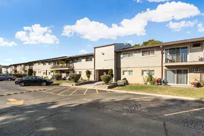 850 E Old Willow Road #108, Prospect Heights, IL 60070 - Photo 2