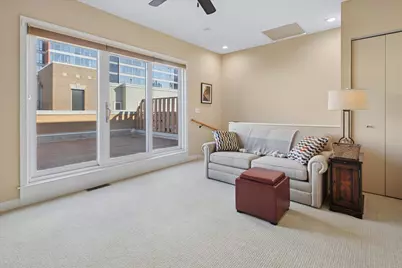 525 N Peoria Street, Chicago, IL 60642 - Photo 14