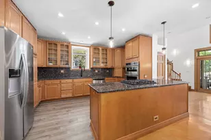 7256 W Ibsen St, Chicago, IL 60631 - Photo 8