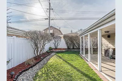 4928 N New England Avenue, Chicago, IL 60656 - Photo 18