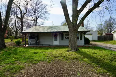 503 S 6th Street, Earlville, IL 62932 - Photo 2