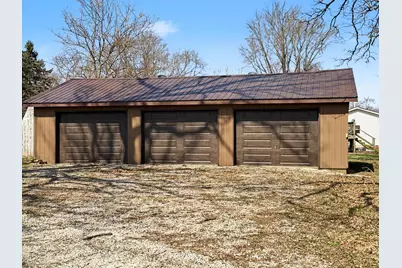 167 N Eagle Island Road, Kankakee, IL 60901 - Photo 2