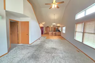 130 S McGinty St, Diamond, IL 60416 - Photo 14