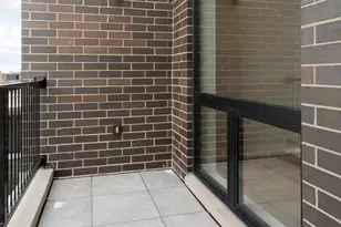 2505 W Farragut Ave, Chicago, IL 60625 - Photo 8