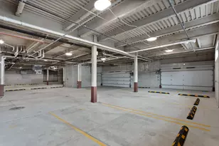 2505 W Farragut Ave, Chicago, IL 60625 - Photo 24