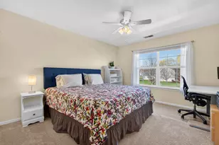 2027 S Kristina Ln, Round Lake, IL 60073 - Photo 16