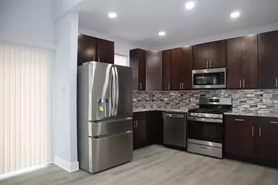 210 W 16th Place, Chicago Heights, IL 60411 - Photo 10