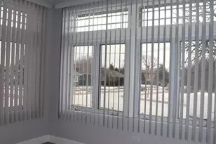 210 W 16th Pl, Chicago Heights, IL 60411 - Photo 16