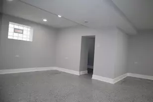 210 W 16th Pl, Chicago Heights, IL 60411 - Photo 28