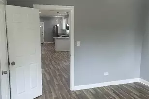 3021 E 138th Pl, Burnham, IL 60633 - Photo 10