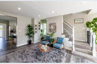 [Address not provided], Brookfield, IL 60513 - Photo 4