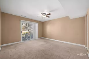 317 Hidden Creek Ln, North Aurora, IL 60542 - Photo 12