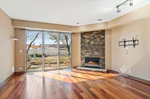 1273 Cranbrook Dr, Schaumburg, IL 60193 - Photo 8