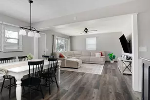 313 S School St, Minier, IL 61759 - Photo 8