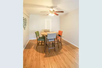 9020 Lamon Avenue #GE, Skokie, IL 60077 - Photo 6