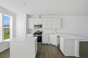 339 Settlers Pl, West Dundee, IL 60118 - Photo 4