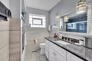 4530 Butterfield Rd, Hillside, IL 60162 - Photo 16