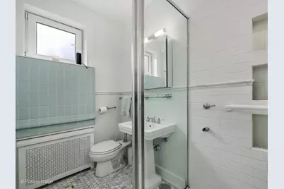 73 E Elm Street #4B, Chicago, IL 60611 - Photo 22