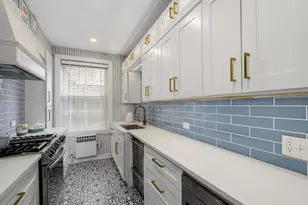 73 E Elm St, Chicago, IL 60611 - Photo 10