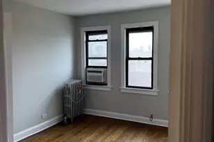 5655 N Spaulding Ave, Chicago, IL 60659 - Photo 2