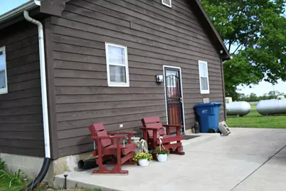 9021 E 2250 North Road, Danville, IL 61834 - Photo 6