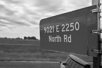 9021 E 2250 North Road, Danville, IL 61834 - Photo 2