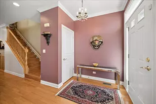 2325 Sundrop Dr, Glenview, IL 60026 - Photo 2