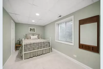 2325 Sundrop Drive, Glenview, IL 60026 - Photo 18