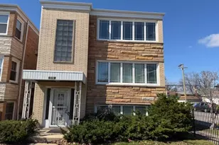 5556 N Central Ave, Chicago, IL 60630 - Photo 1