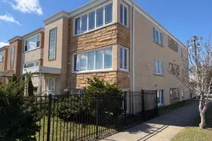 5556 N Central Ave, Chicago, IL 60630 - Photo 2
