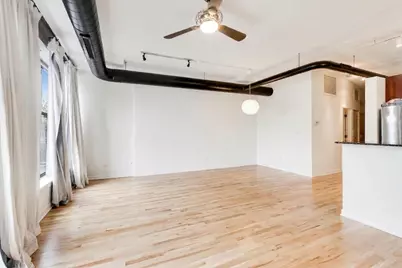 1069 W 14th Place #228, Chicago, IL 60608 - Photo 6