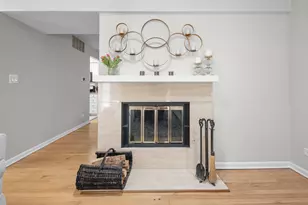 1622 N St Michaels Ct, Chicago, IL 60614 - Photo 4