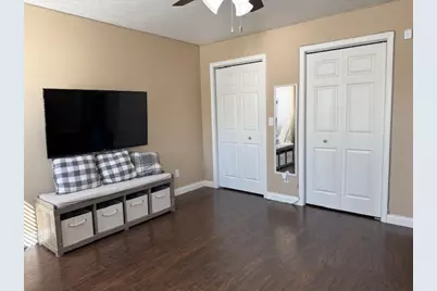 911 E Stotlar Street, Herrin, IL 62848 - Photo 14