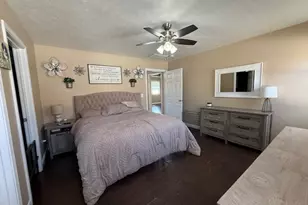 911 E Stotlar St, Herrin, IL 62848 - Photo 12