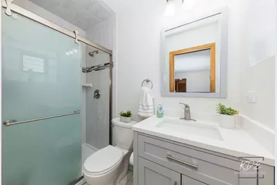 10128 Mansfield Avenue, Oak Lawn, IL 60453 - Photo 14