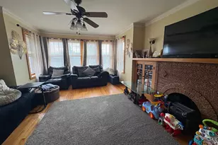 5054 N Lockwood Ave, Chicago, IL 60630 - Photo 10