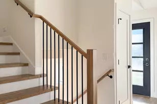 703 N Gibbons Ave, Arlington Heights, IL 60004 - Photo 6