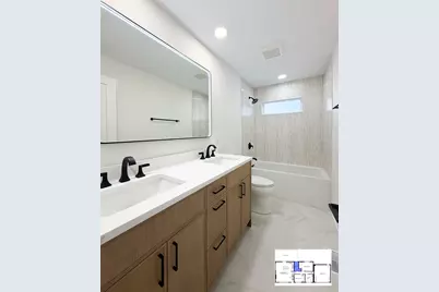 703 N Gibbons Avenue, Arlington Heights, IL 60004 - Photo 8