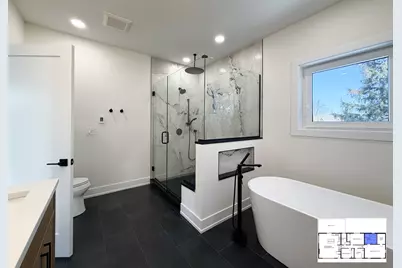 703 N Gibbons Avenue, Arlington Heights, IL 60004 - Photo 14