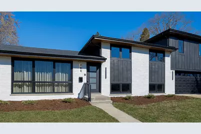 703 N Gibbons Avenue, Arlington Heights, IL 60004 - Photo 2
