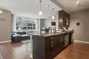 1400 S Michigan Ave, Chicago, IL 60605 - Photo 2