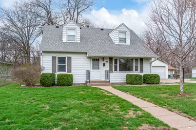 2421 4th Street, Moline, IL 61265 - Photo 1
